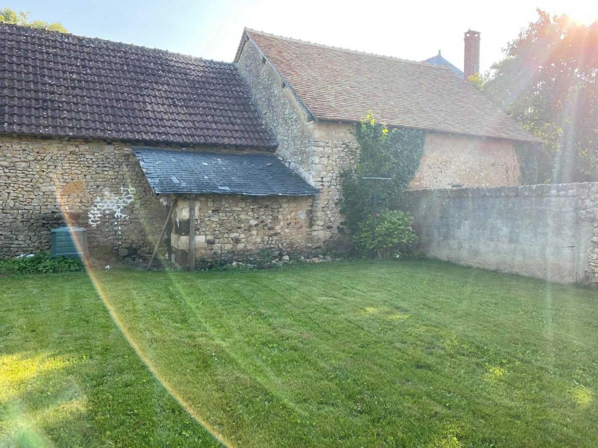 Maison De Village Avec Jardin, Parc Prive Et Box Fibre, Animaux Bienvenus, A 15 Min Du Mans - Fr-1-410-333 Mézières-sous-Lavardin Exteriér fotografie