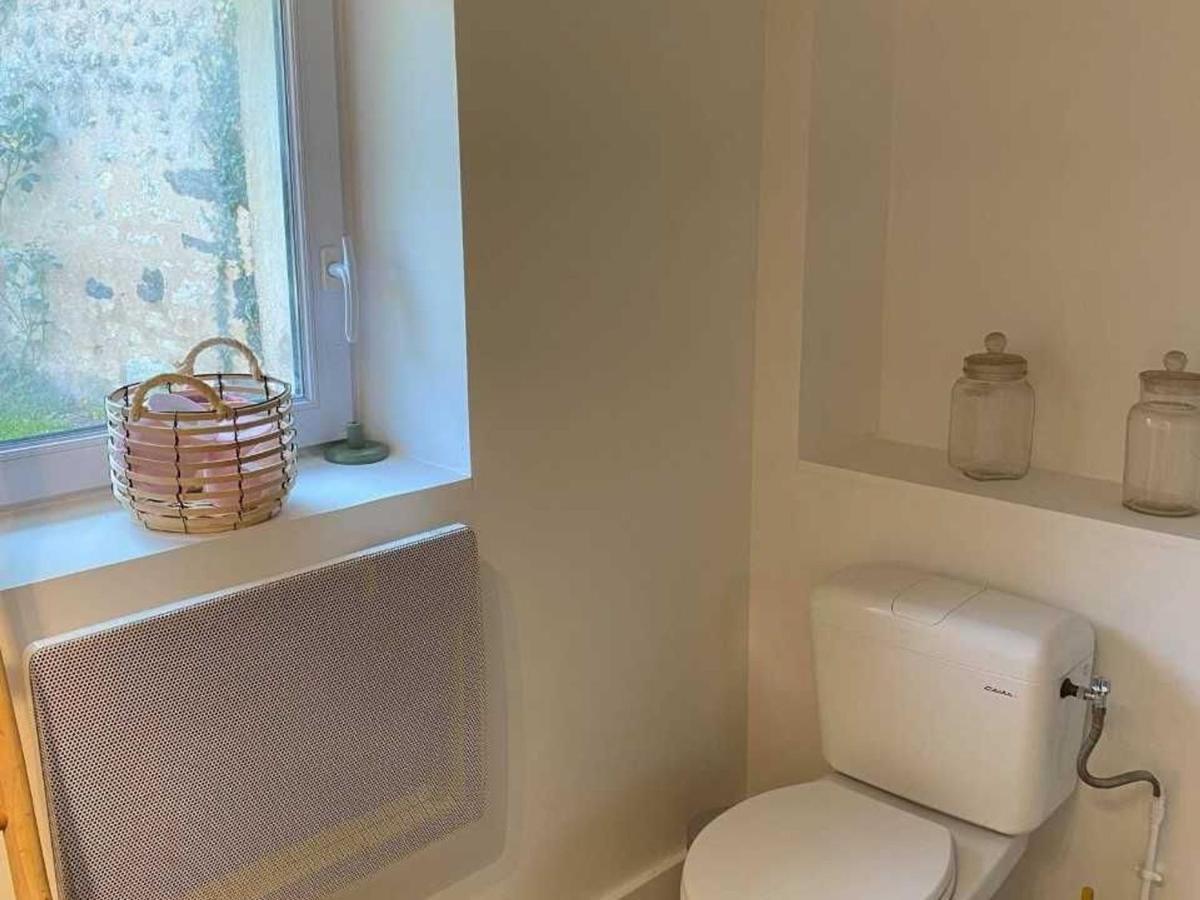 Maison De Village Avec Jardin, Parc Prive Et Box Fibre, Animaux Bienvenus, A 15 Min Du Mans - Fr-1-410-333 Mézières-sous-Lavardin Exteriér fotografie