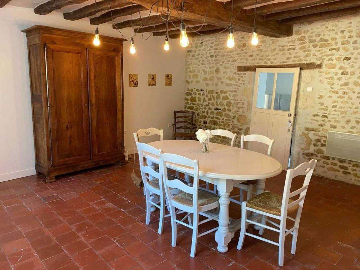 Maison De Village Avec Jardin, Parc Prive Et Box Fibre, Animaux Bienvenus, A 15 Min Du Mans - Fr-1-410-333 Mézières-sous-Lavardin Exteriér fotografie