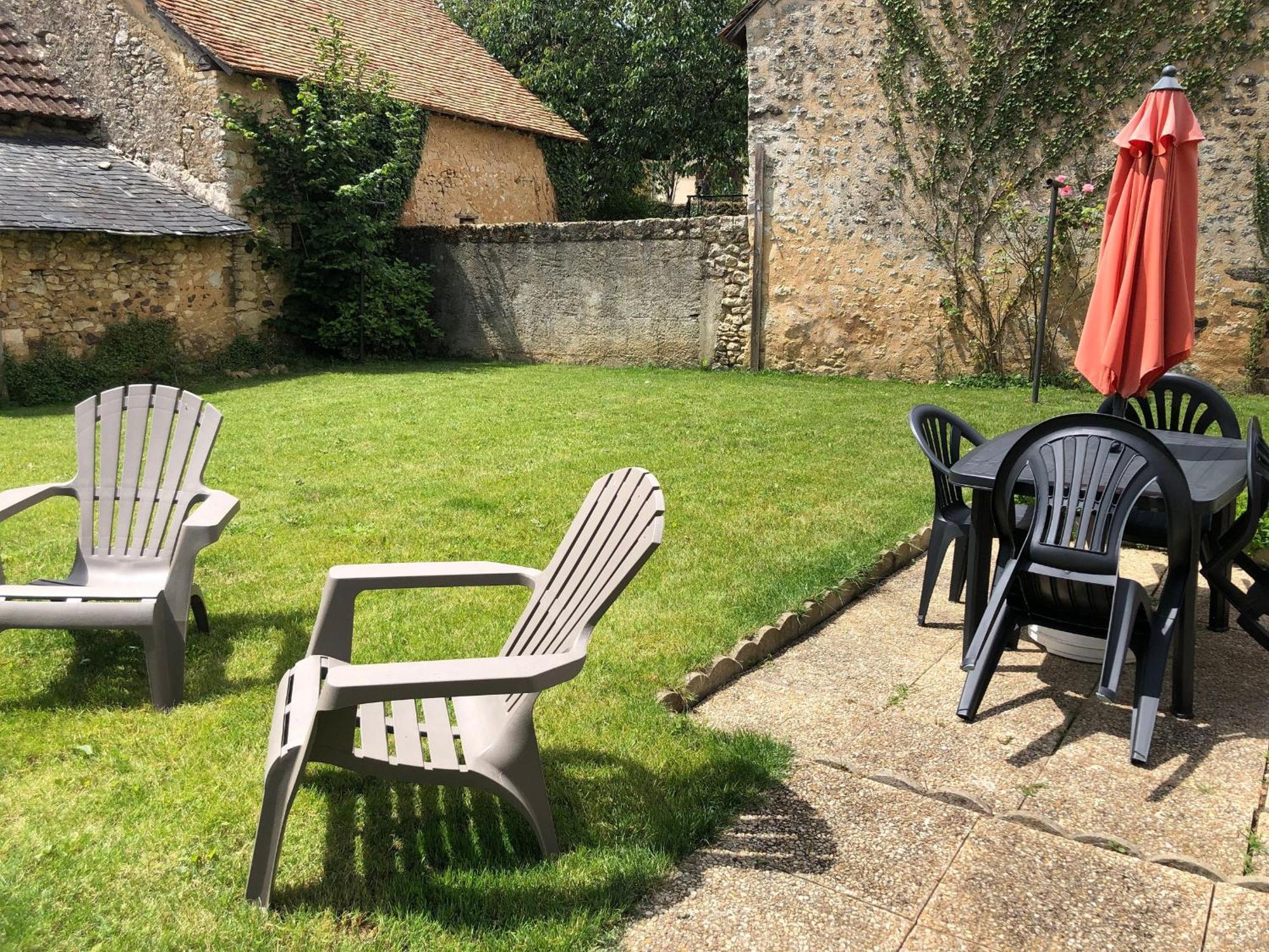 Maison De Village Avec Jardin, Parc Prive Et Box Fibre, Animaux Bienvenus, A 15 Min Du Mans - Fr-1-410-333 Mézières-sous-Lavardin Exteriér fotografie